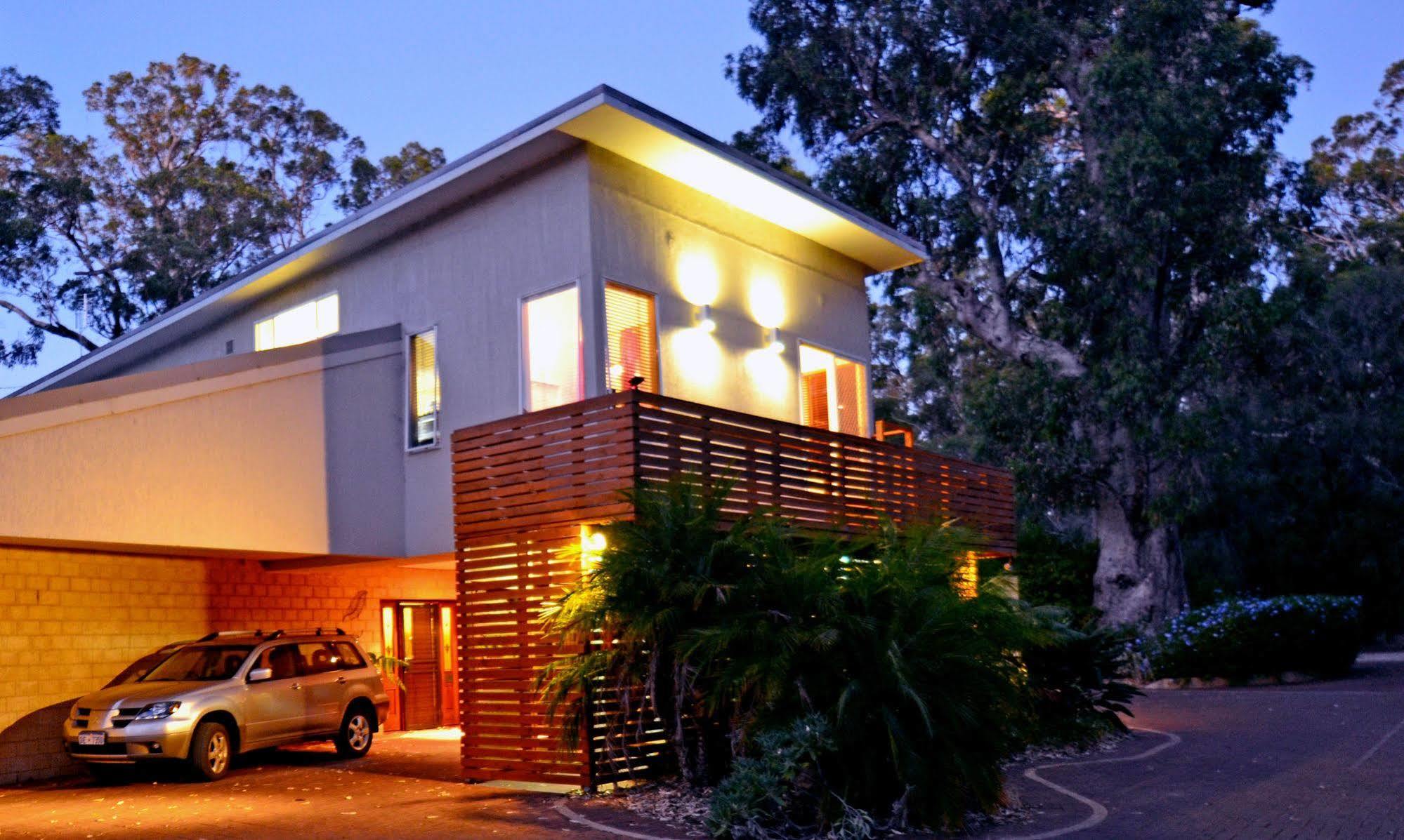 Inn The Tuarts Guest Lodge Busselton Accommodation - Adults Only Kültér fotó
