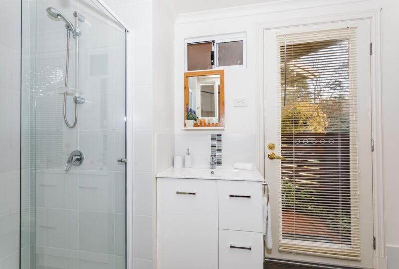Inn The Tuarts Guest Lodge Busselton Accommodation - Adults Only Kültér fotó