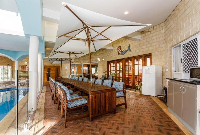 Inn The Tuarts Guest Lodge Busselton Accommodation - Adults Only Kültér fotó