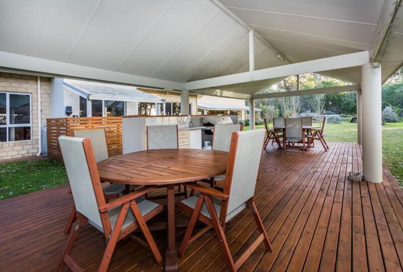 Inn The Tuarts Guest Lodge Busselton Accommodation - Adults Only Kültér fotó