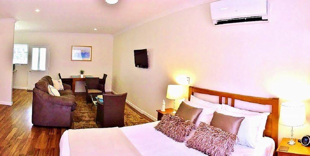 Inn The Tuarts Guest Lodge Busselton Accommodation - Adults Only Kültér fotó